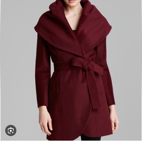 T Tahari Jackets & Blazers - New with tags TAHARI Large Country Apple Red New With Tags Cacoon wool jacket